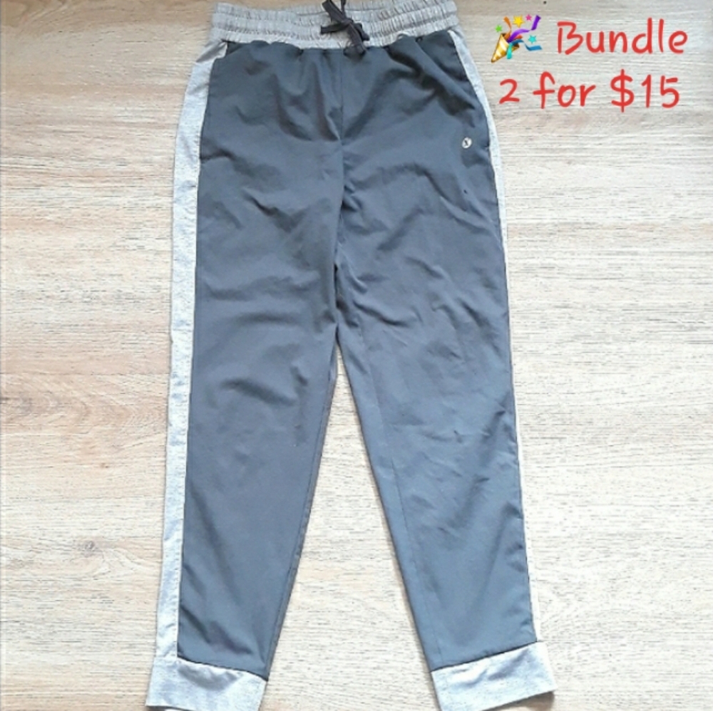 Xersion Quick-Dri Gray Cuffed Running Pants  - Size Medium (10/12) Athletic Pant